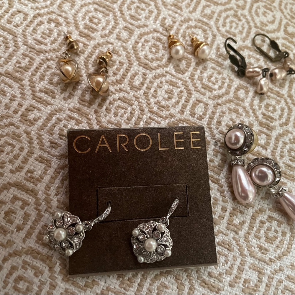 Earrings - Picture 12 of 13